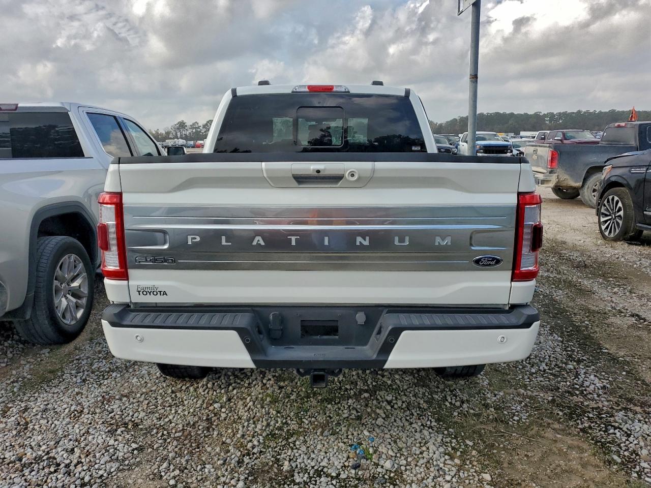 2023 FORD F150 SUPERCREW photo 16