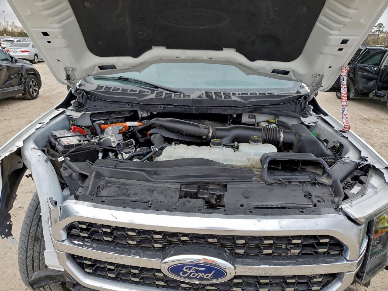 2023 FORD F150 SUPERCREW photo 31