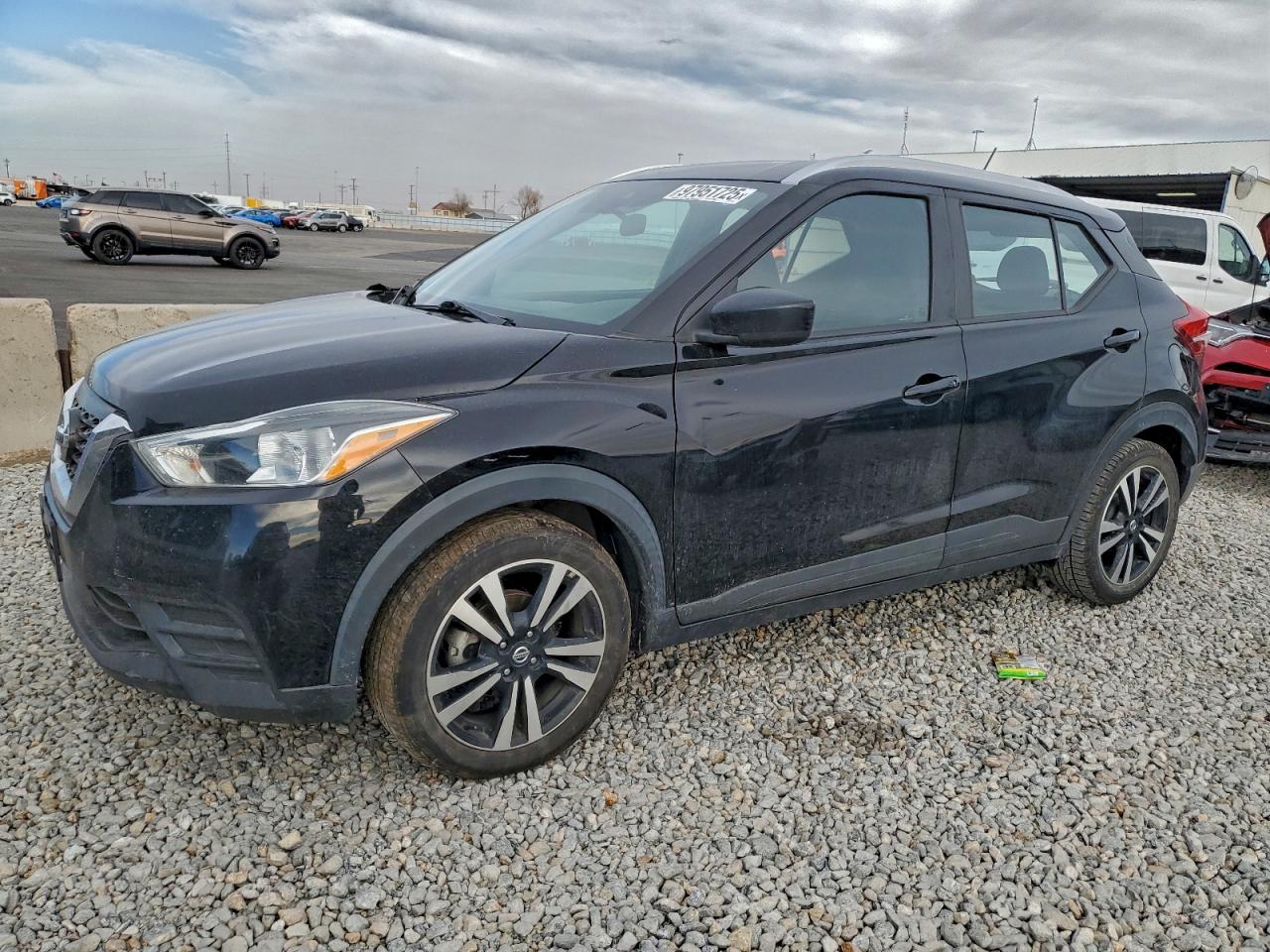 2020 NISSAN KICKS