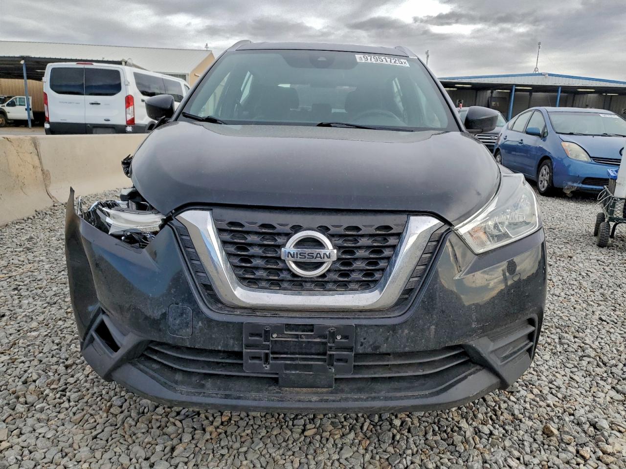 2020 NISSAN KICKS SV photo 9