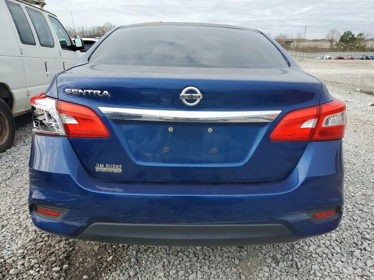 2017 NISSAN SENTRA S photo 6