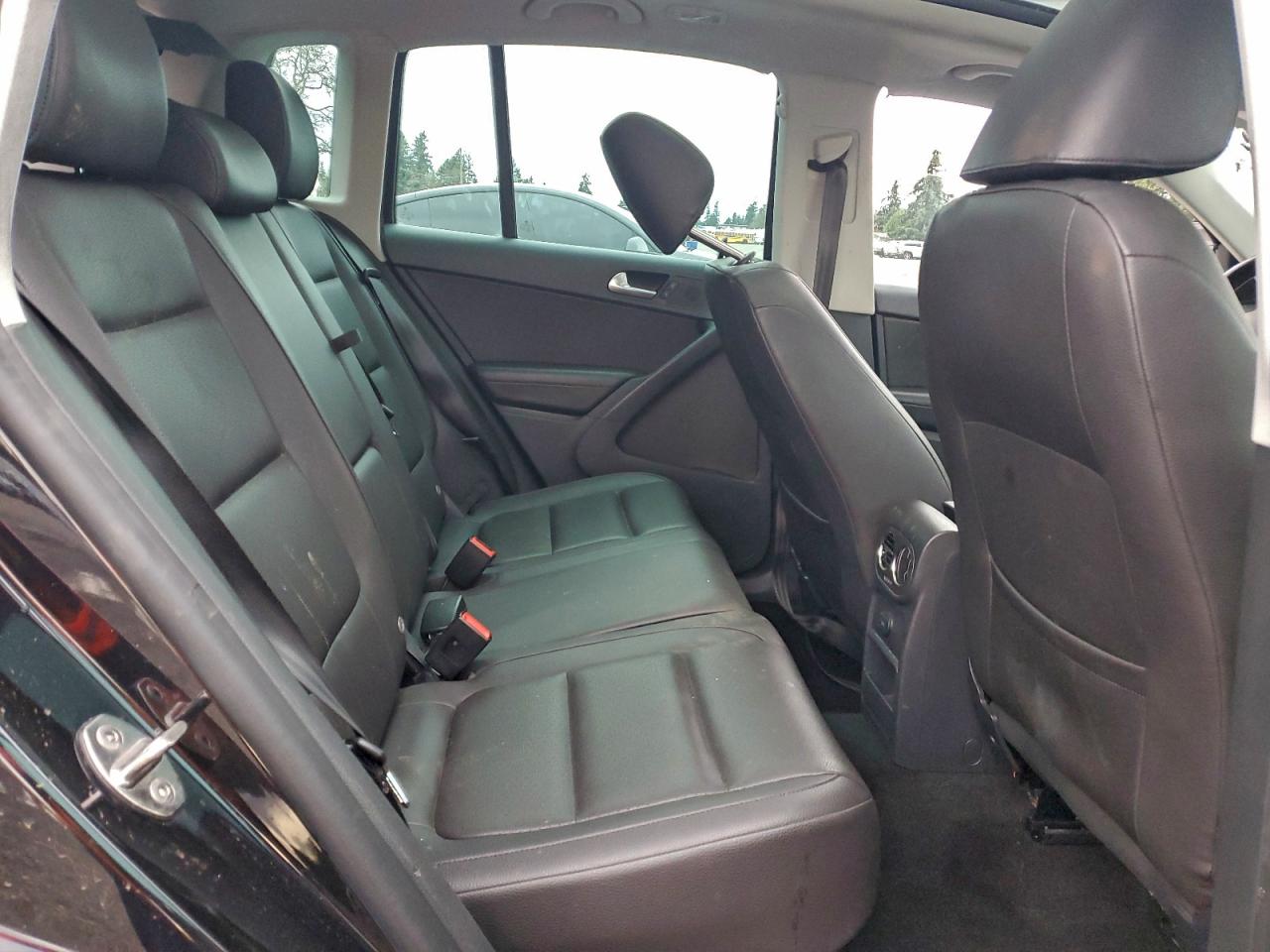 2017 VOLKSWAGEN TIGUAN WOLFSBURG photo 11
