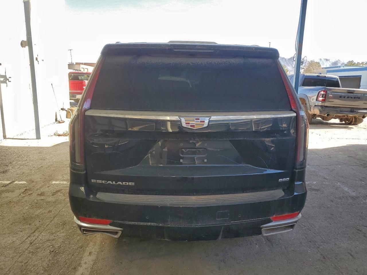 2022 CADILLAC ESCALADE PREMIUM LUXURY photo 16