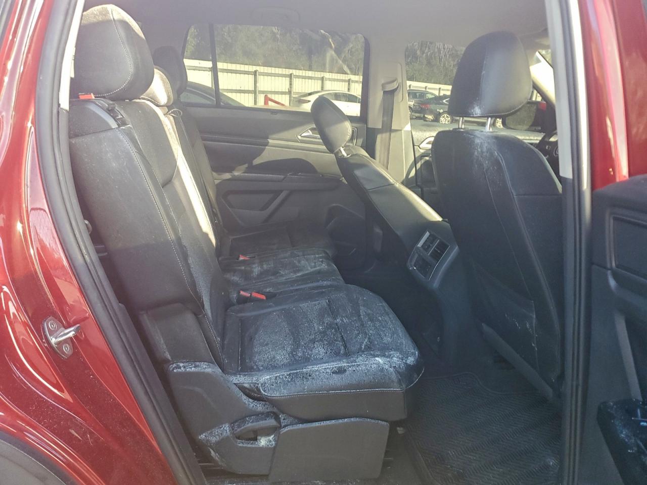 2018 VOLKSWAGEN ATLAS SE photo 11