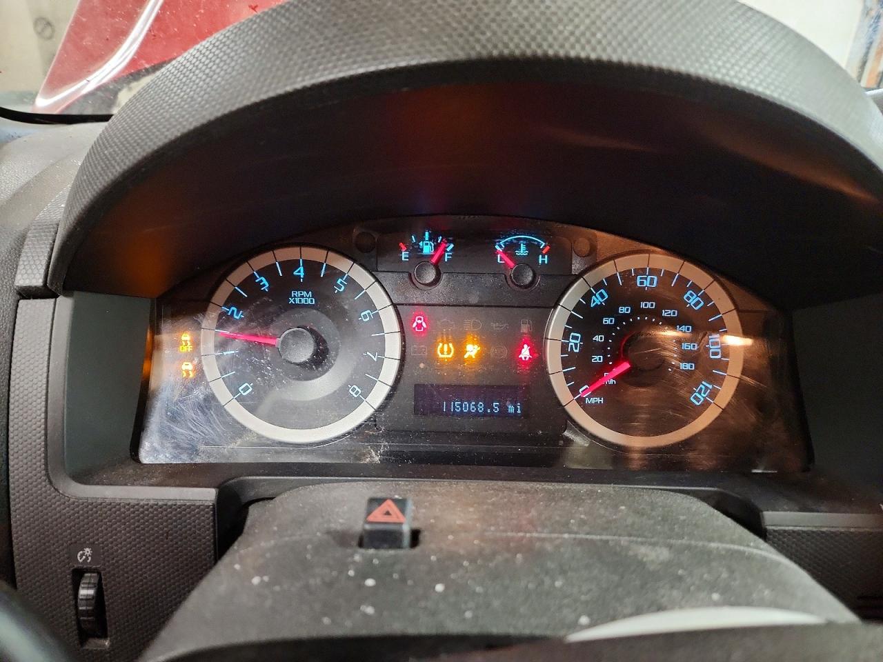 2012 FORD ESCAPE XLT photo 25