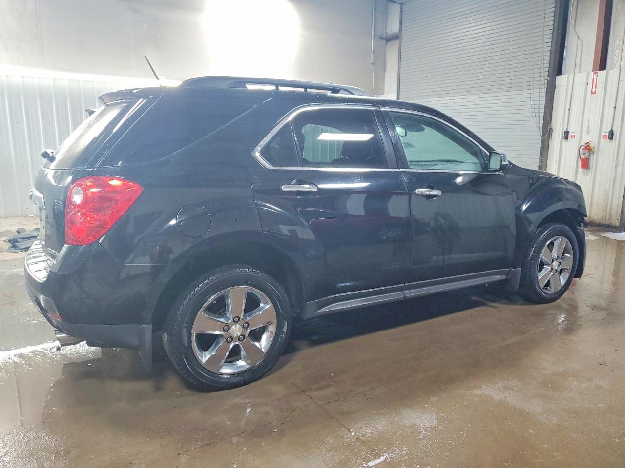 2015 CHEVROLET EQUINOX LT photo 3