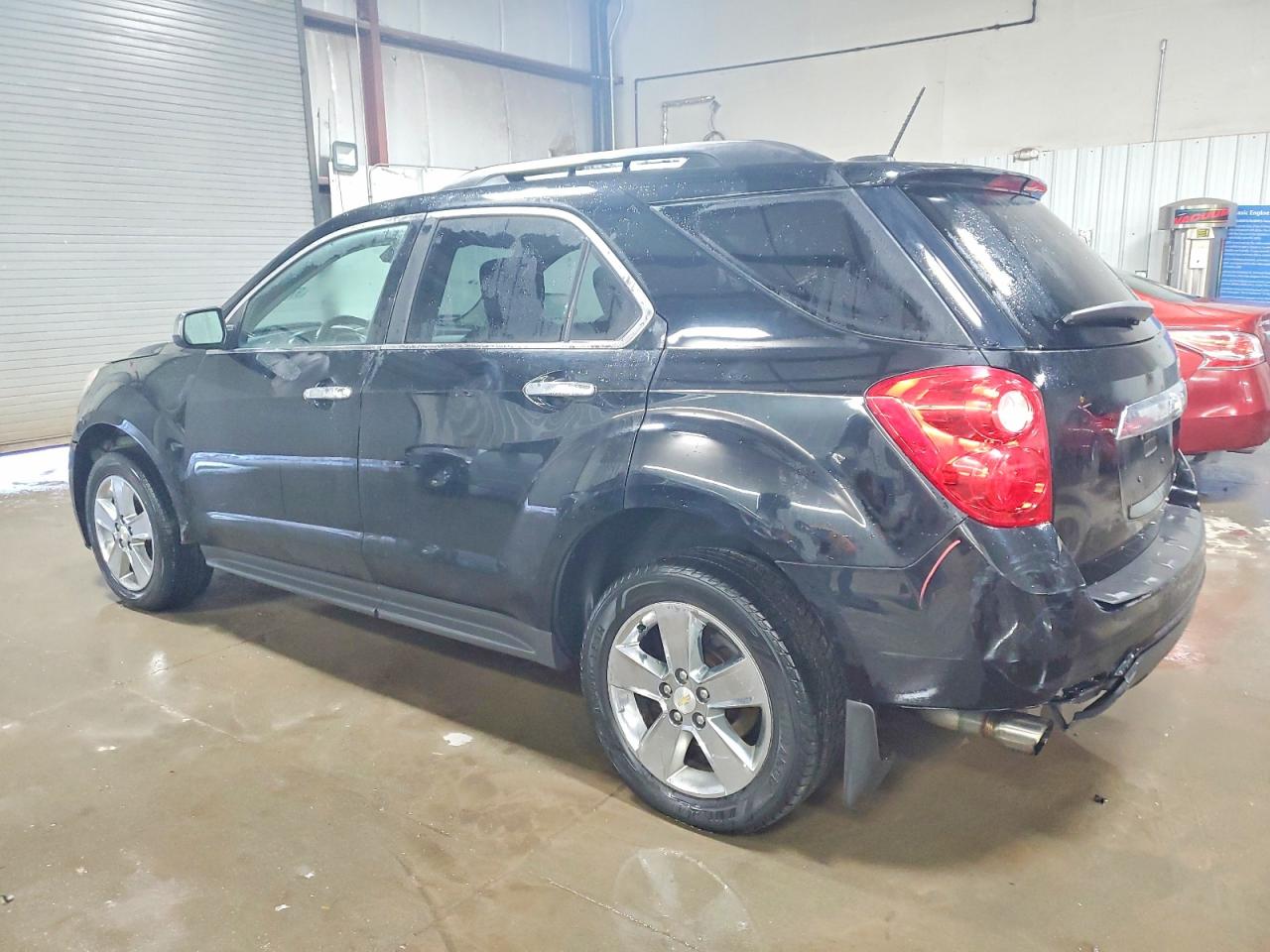 2015 CHEVROLET EQUINOX LT photo 2