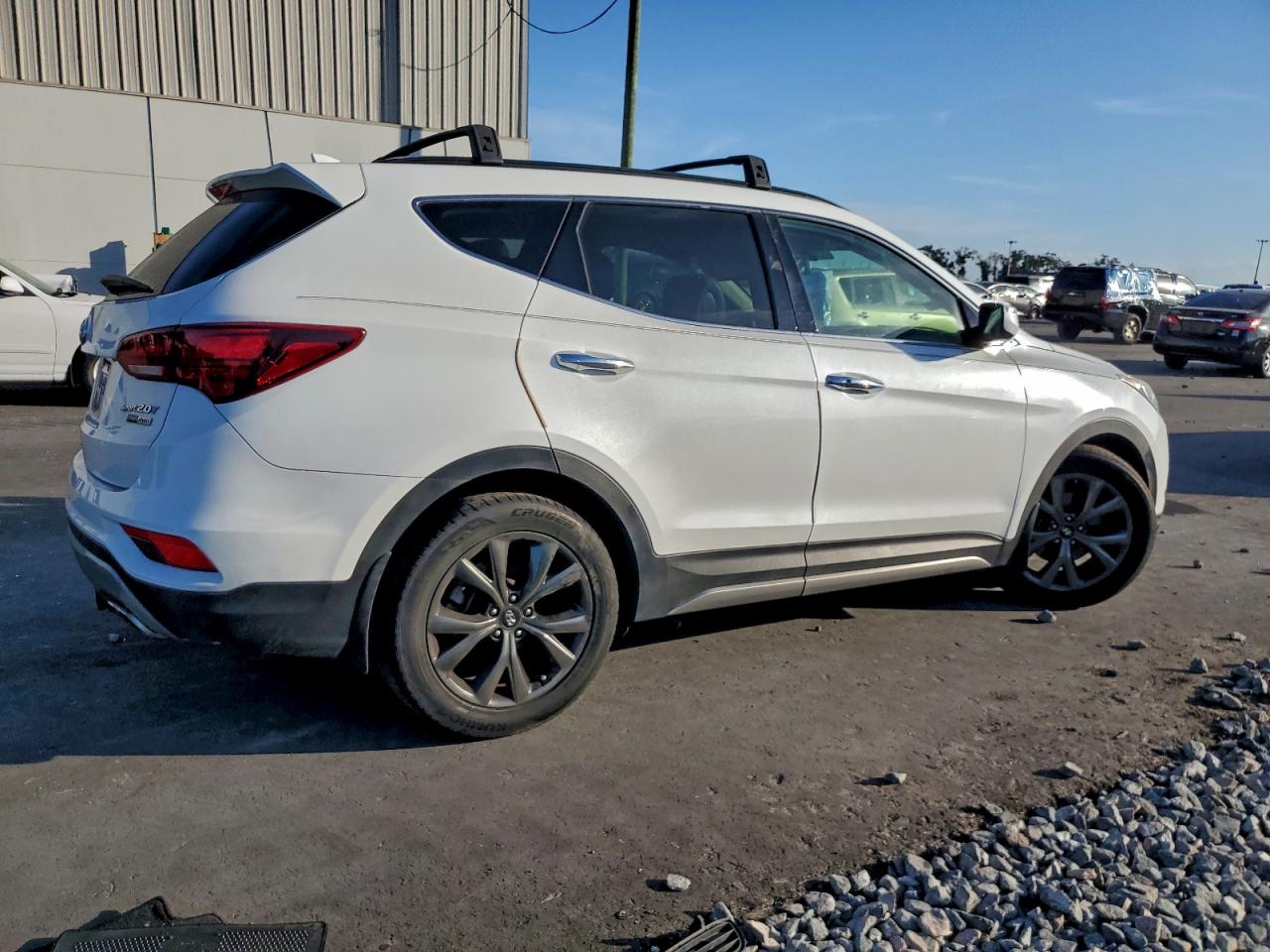 2018 HYUNDAI SANTA FE SPORT photo 3