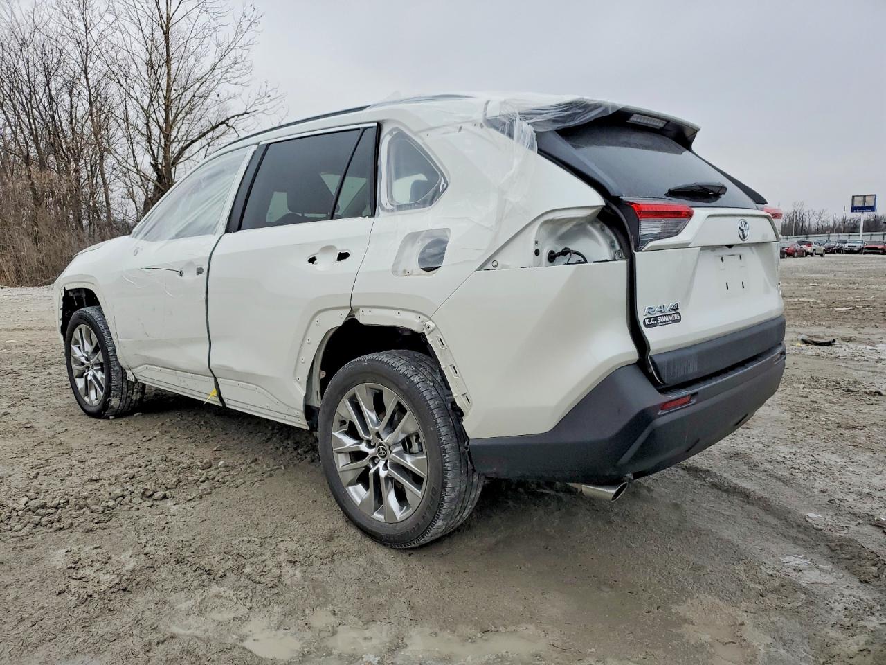 2021 TOYOTA RAV4 XLE PREMIUM photo 2