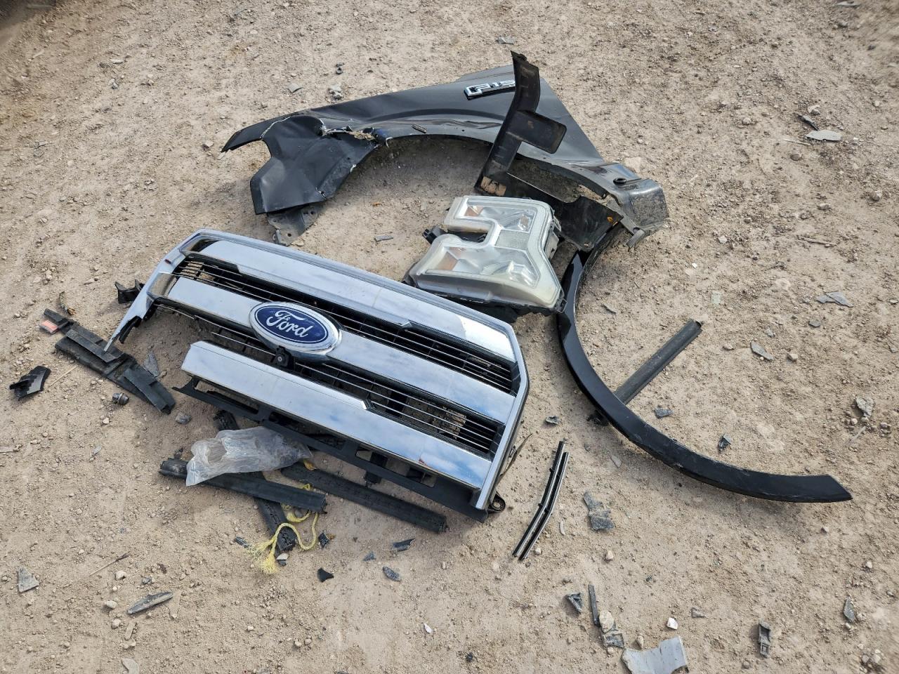 2015 FORD F150 SUPERCREW photo 12