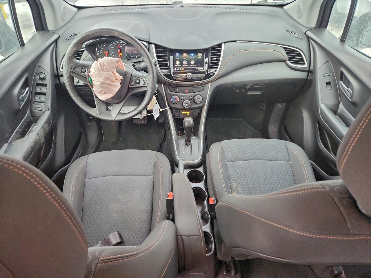 2021 CHEVROLET TRAX LS photo 8