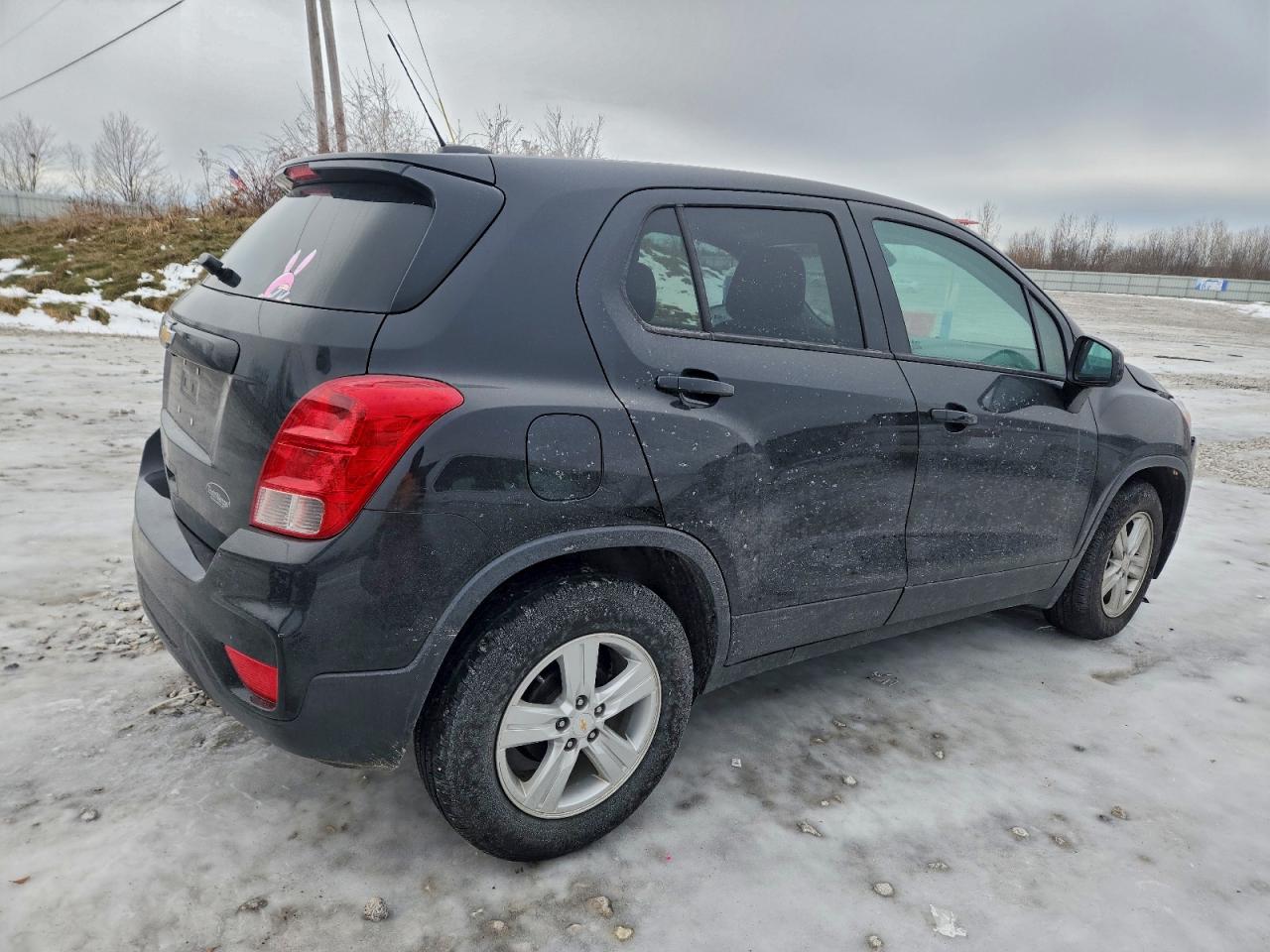 2021 CHEVROLET TRAX LS photo 3