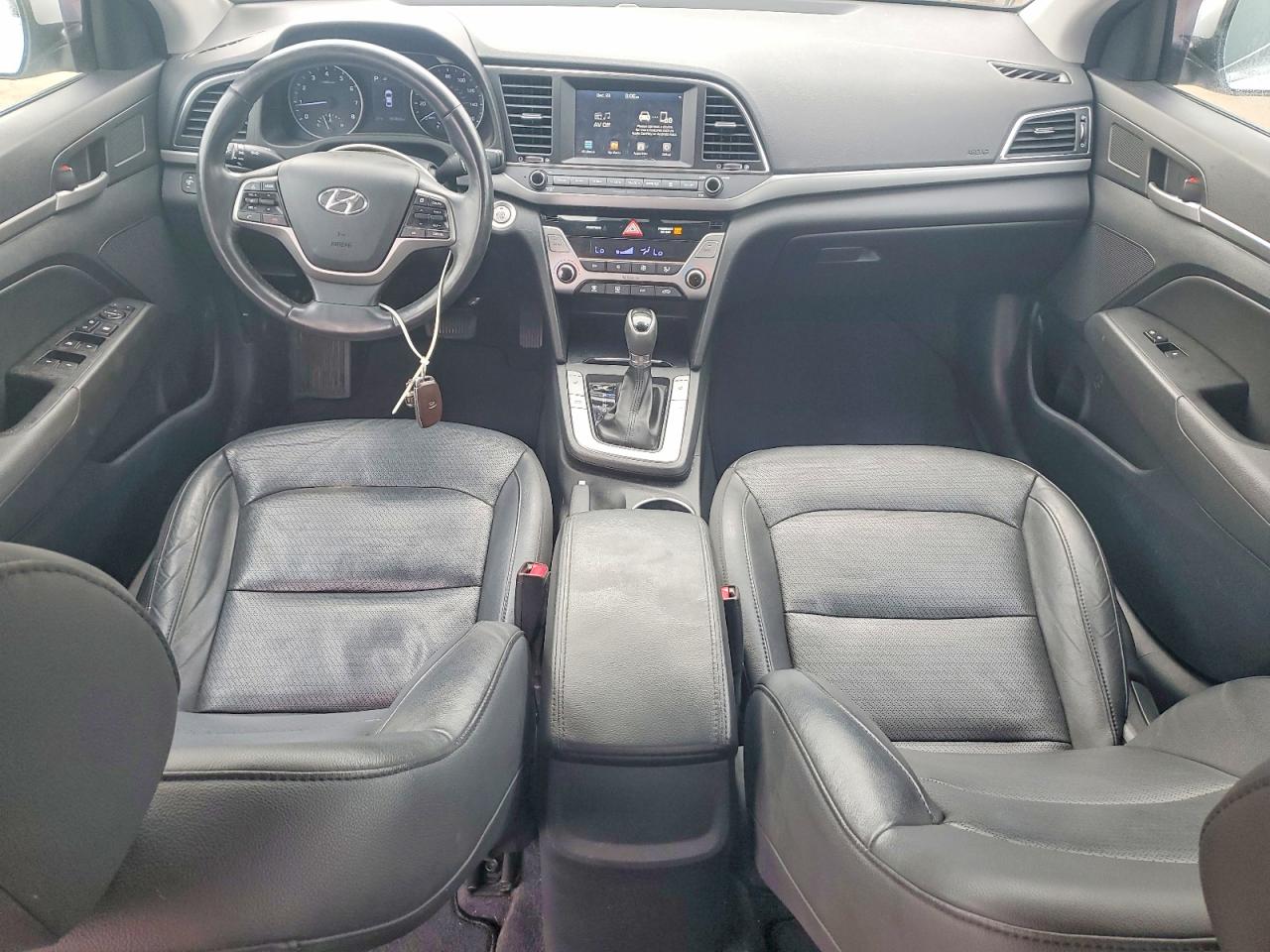 2017 HYUNDAI ELANTRA SE photo 29