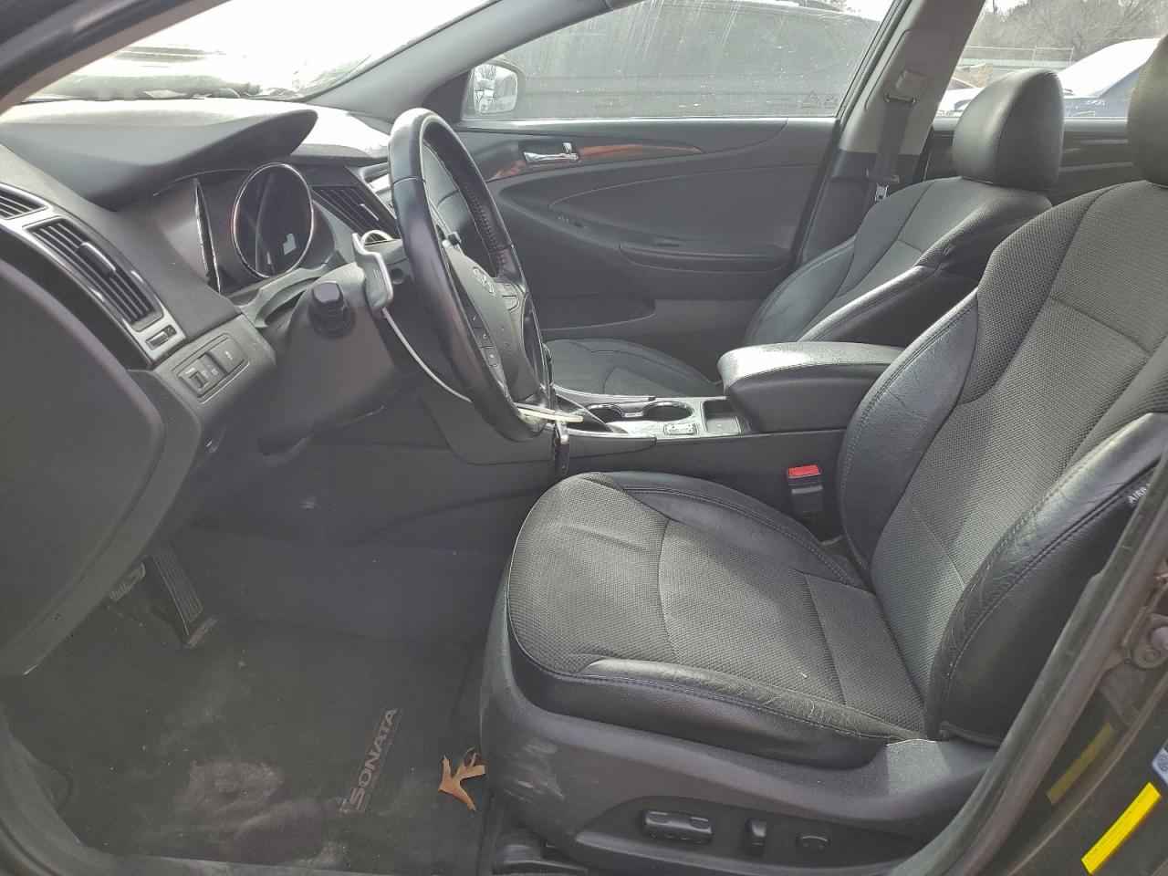 2014 HYUNDAI SONATA SE photo 7