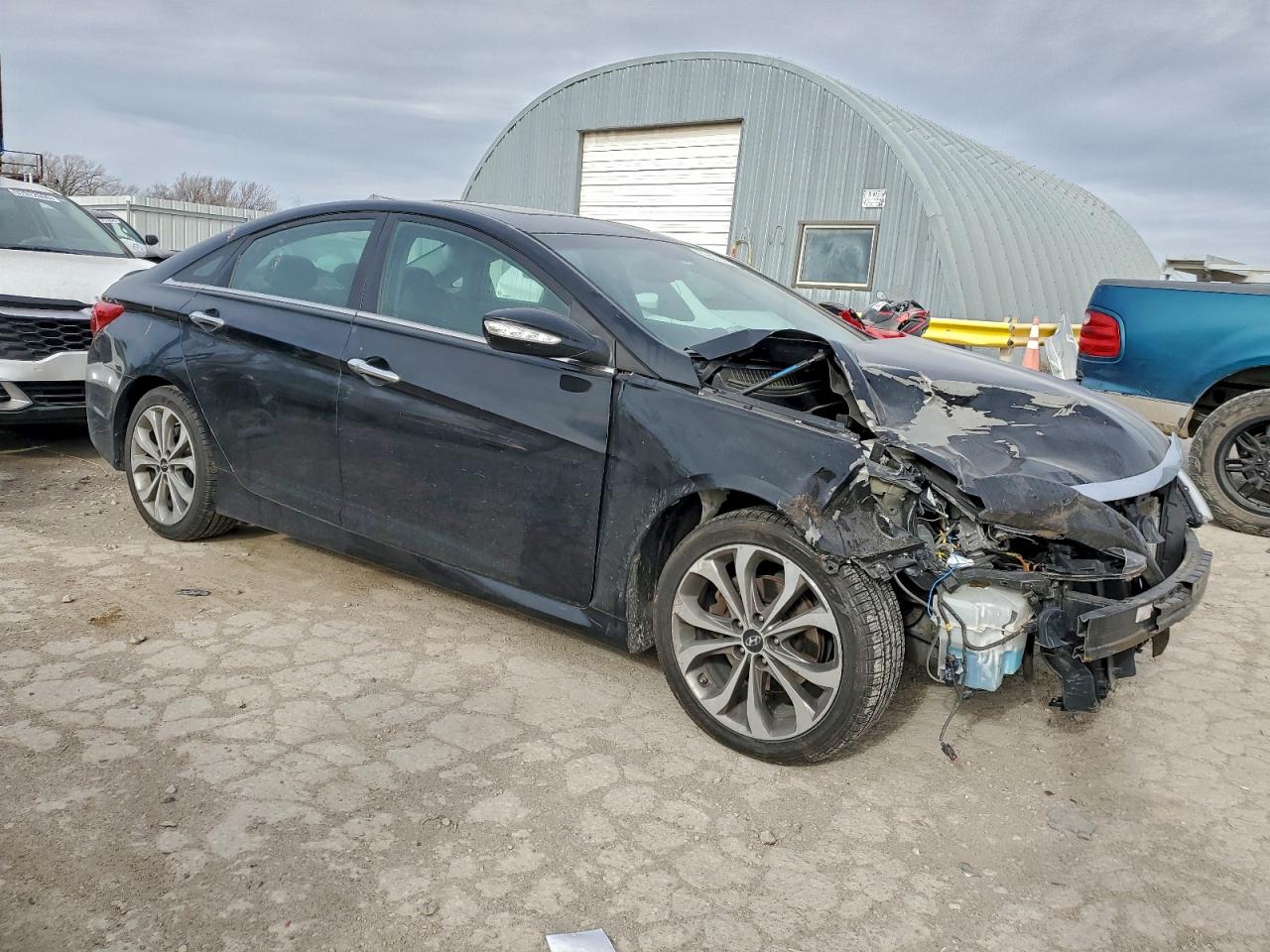 2014 HYUNDAI SONATA SE photo 4