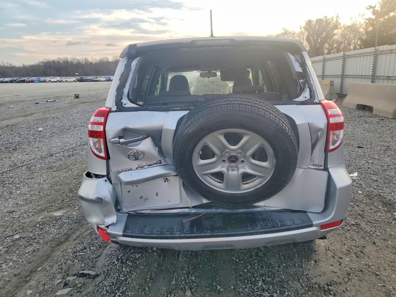2009 TOYOTA RAV4 photo 16