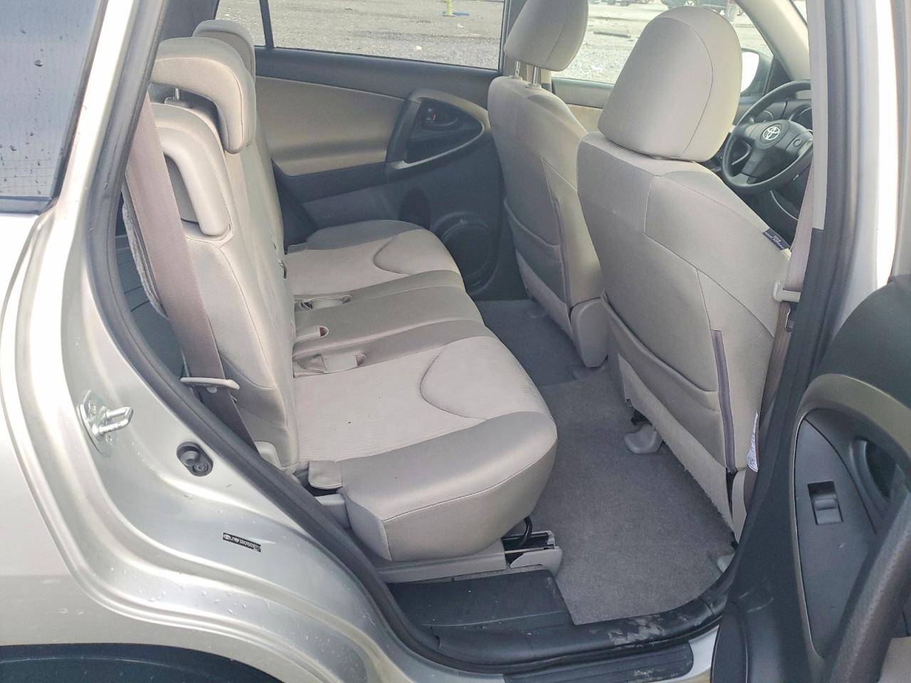 2009 TOYOTA RAV4 photo 28