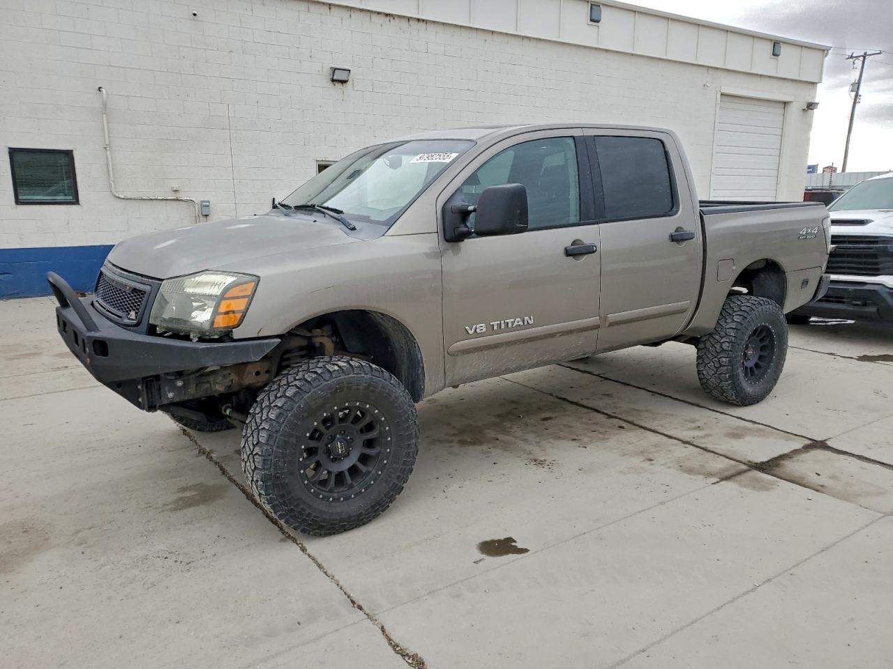 2006 NISSAN TITAN