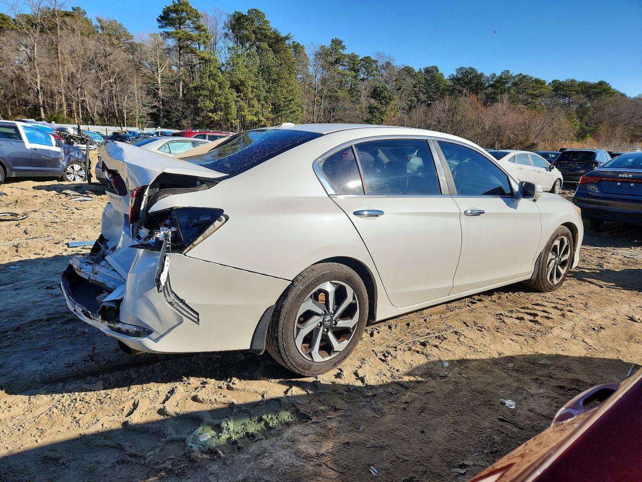 2017 HONDA ACCORD EX photo 3