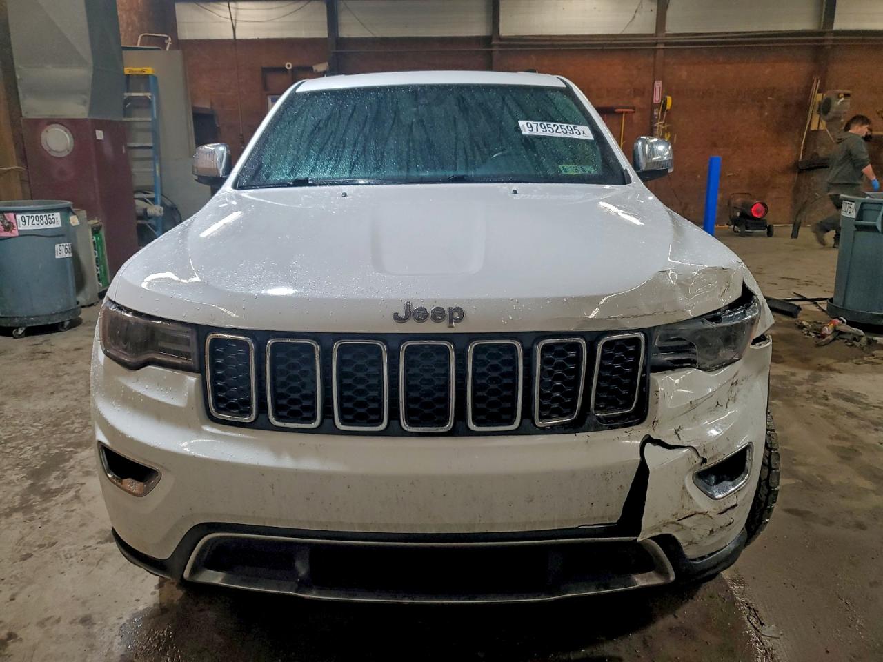 2018 JEEP GRAND CHEROKEE LIMITED photo 5