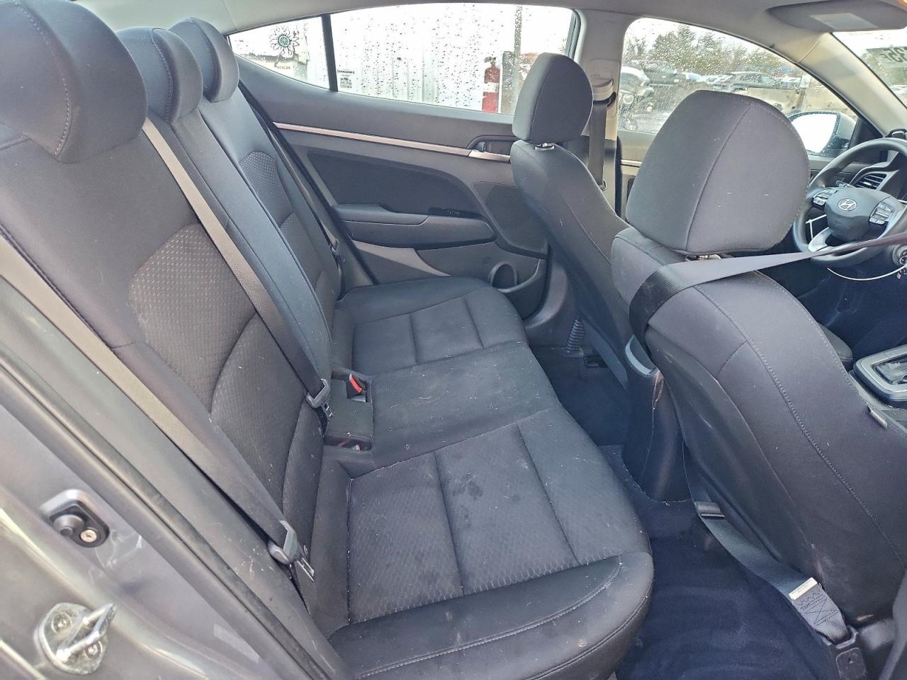 2019 HYUNDAI ELANTRA SEL photo 28