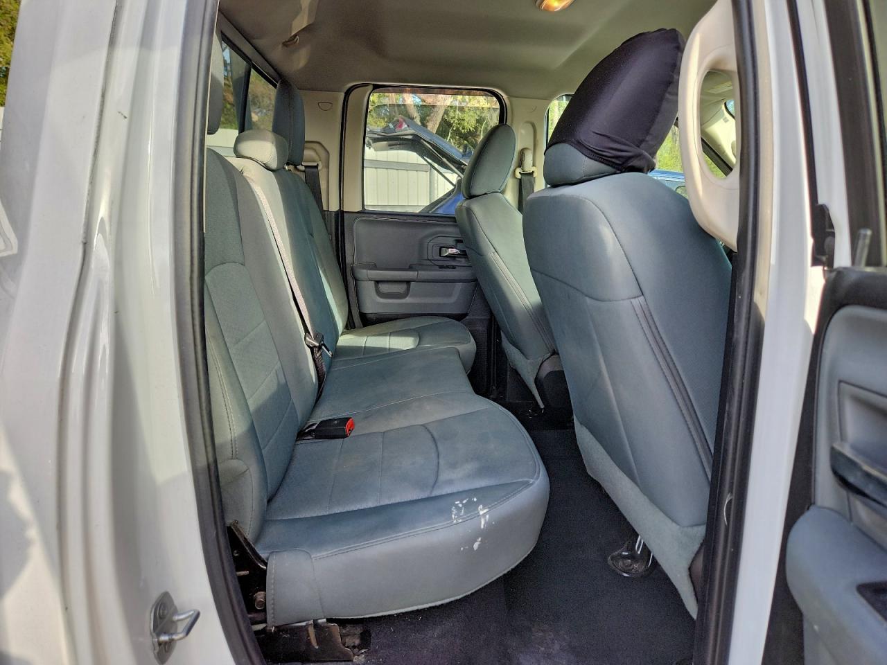 2015 RAM 1500 SLT photo 19