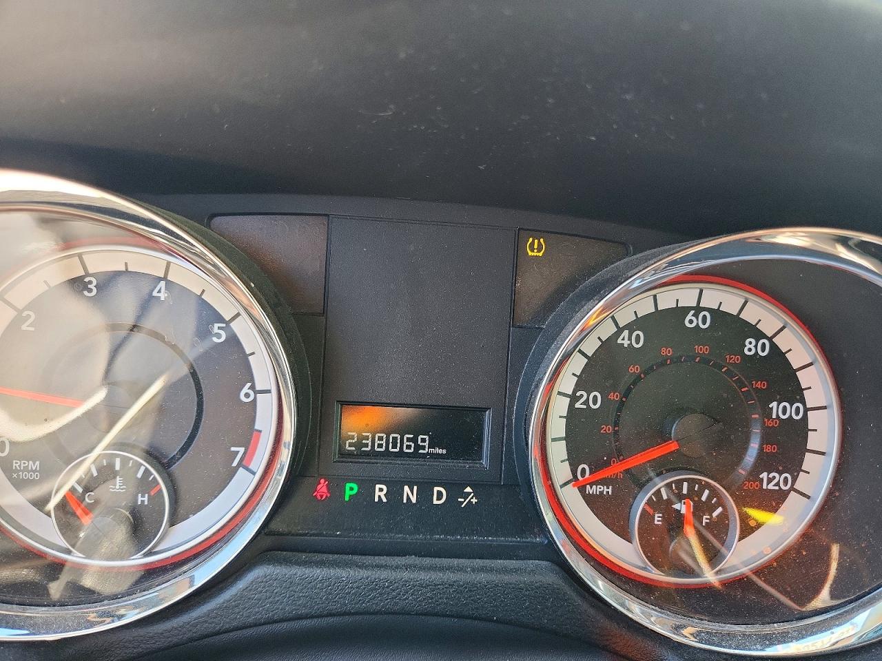 2012 DODGE GRAND CARAVAN SXT photo 9