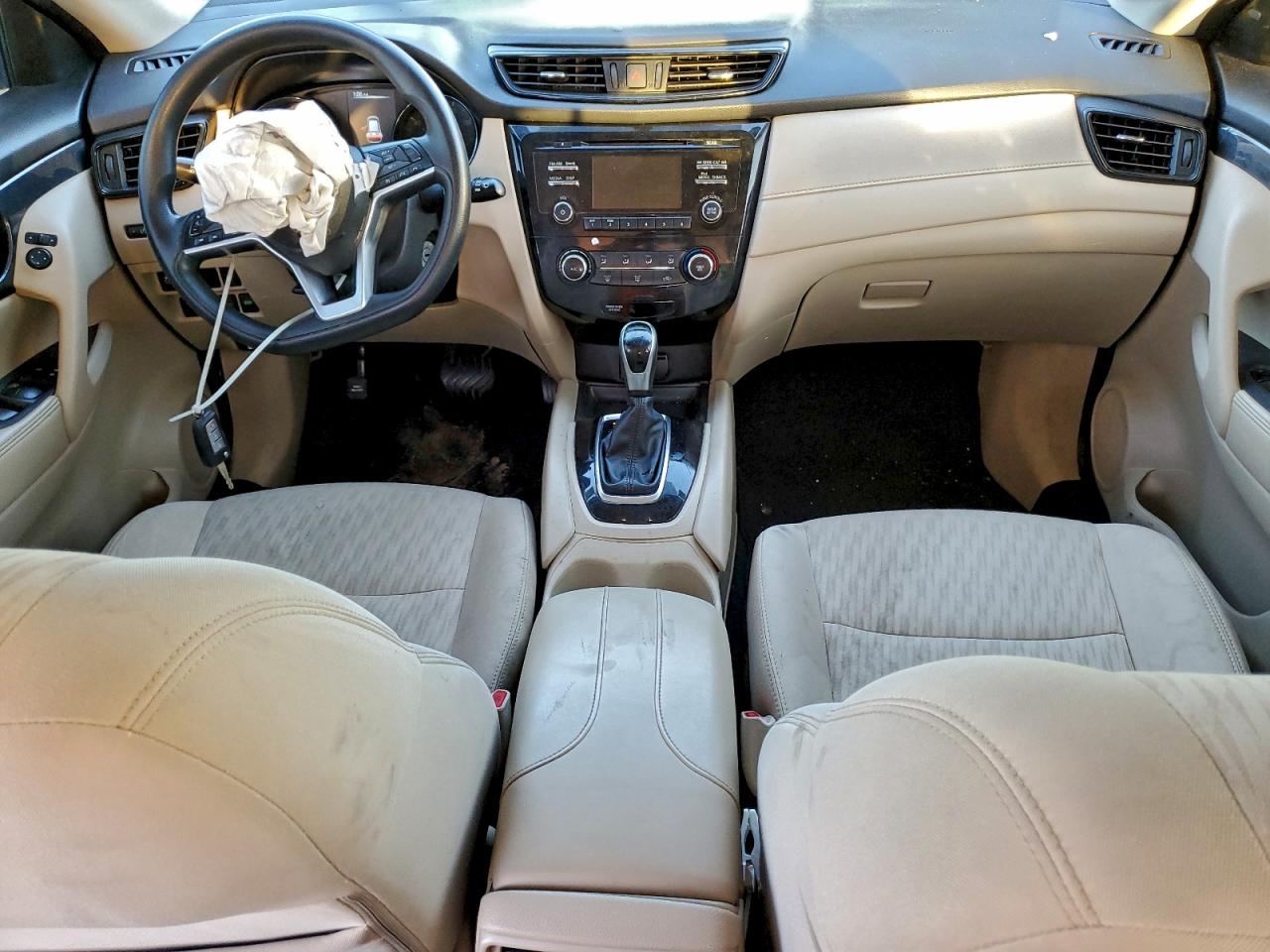 2017 NISSAN ROGUE SV photo 15