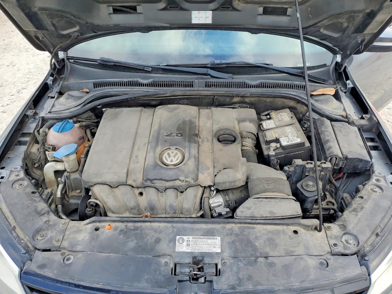 2011 VOLKSWAGEN JETTA SEL photo 11