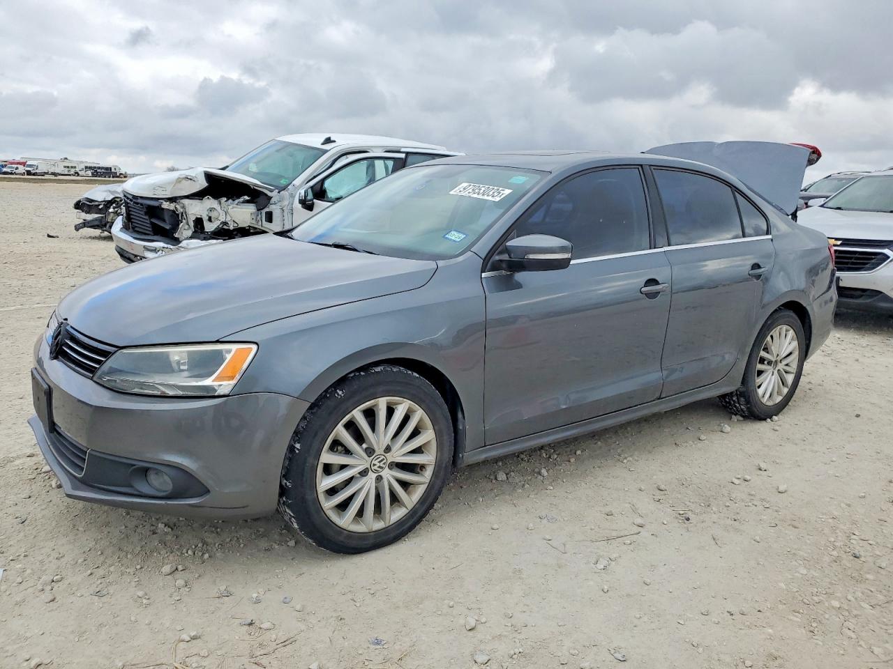 2011 VOLKSWAGEN JETTA