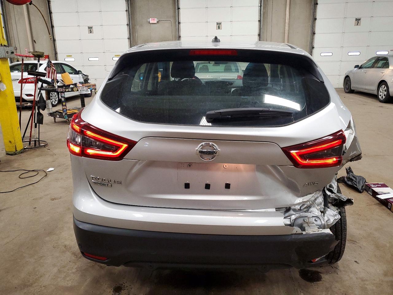 2020 NISSAN ROGUE SPORT S photo 6