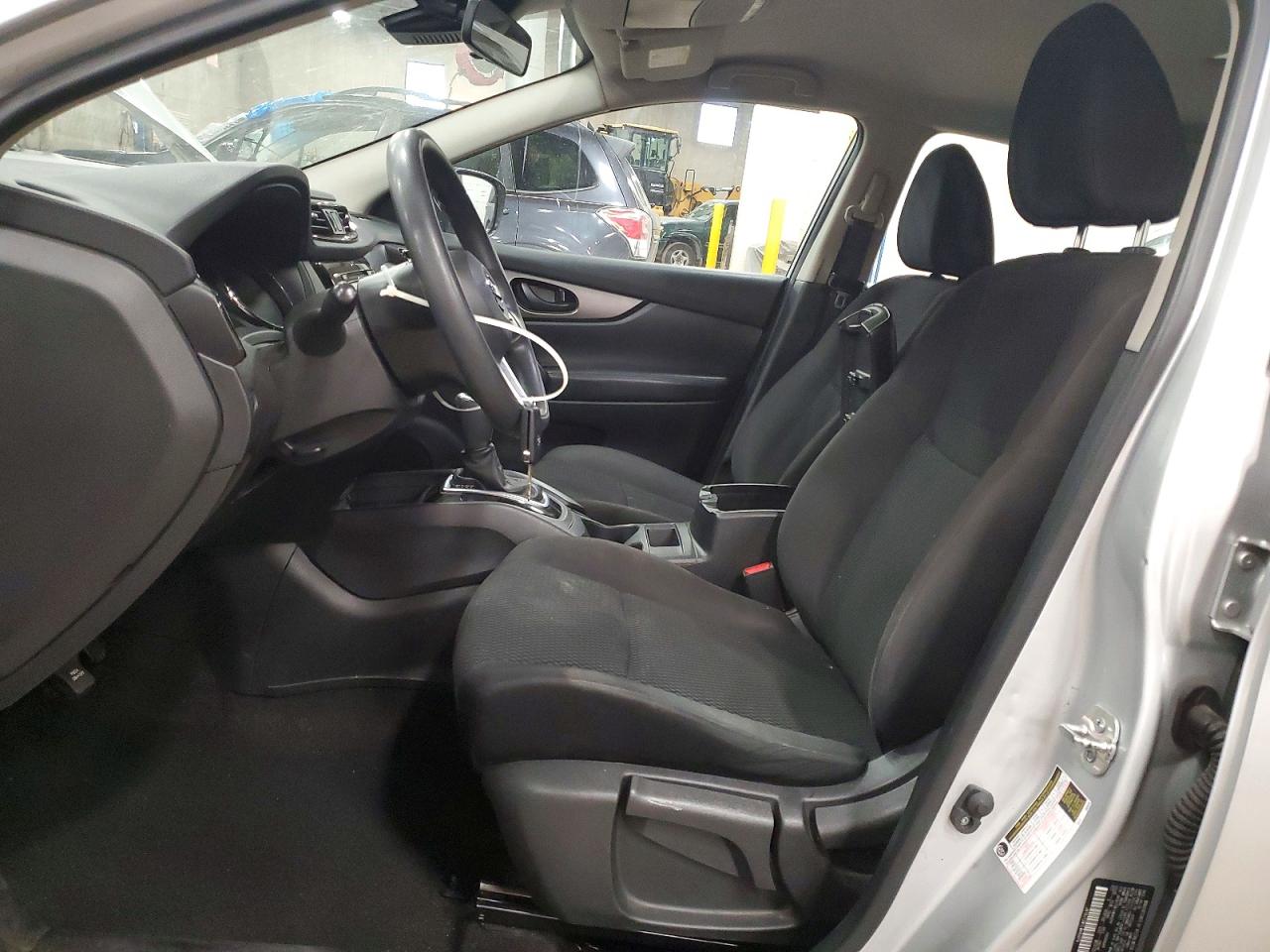 2020 NISSAN ROGUE SPORT S photo 7
