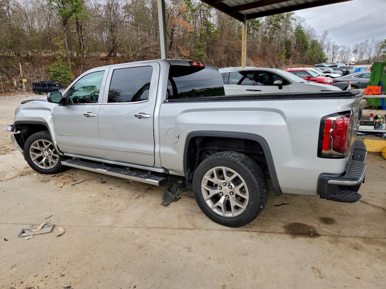 2017 GMC SIERRA C1500 SLT photo 5