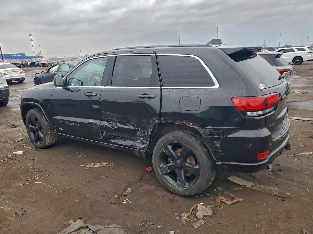 2015 JEEP GRAND CHEROKEE LAREDO photo 3