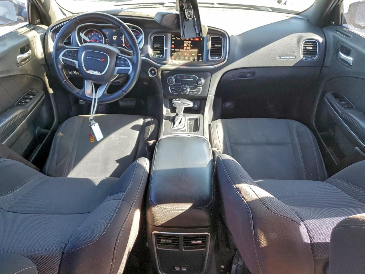 2016 DODGE CHARGER SXT photo 22