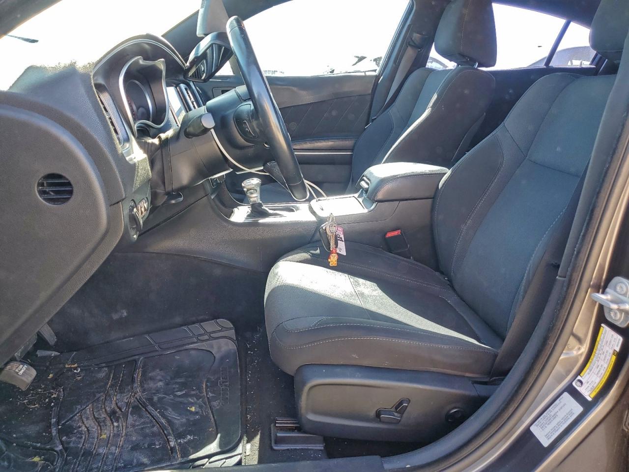 2016 DODGE CHARGER SXT photo 19