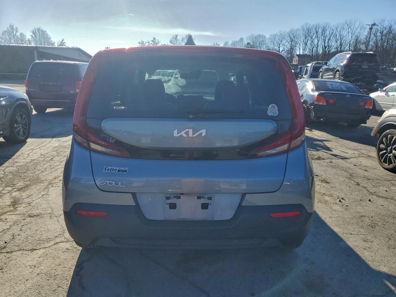 2022 KIA SOUL LX photo 11