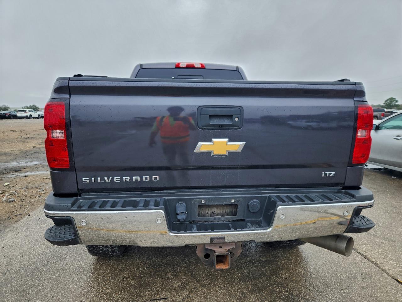 2016 CHEVROLET SILVERADO K2500 HEAVY DUTY LTZ photo 11