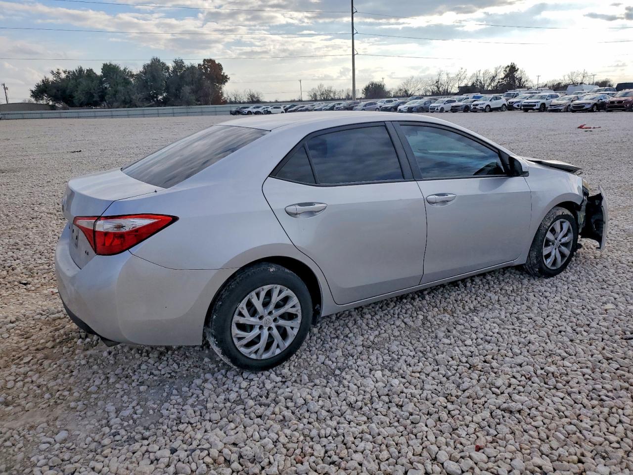 2015 TOYOTA COROLLA L photo 5