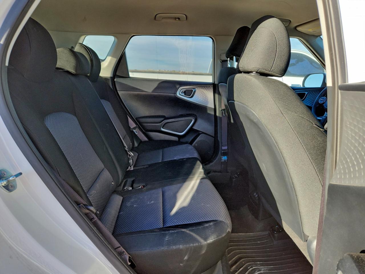 2024 KIA SOUL S photo 31