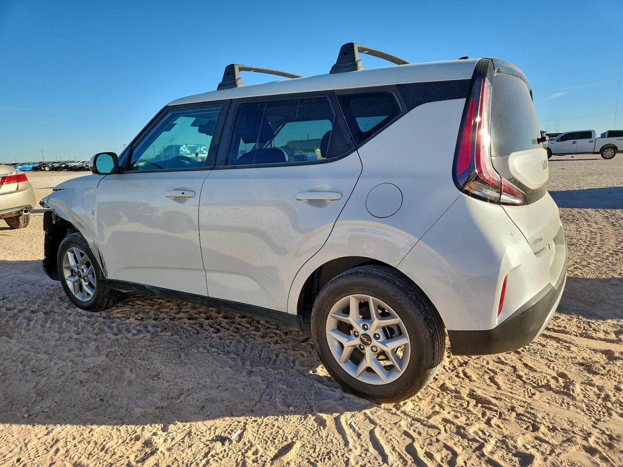 2024 KIA SOUL S photo 4