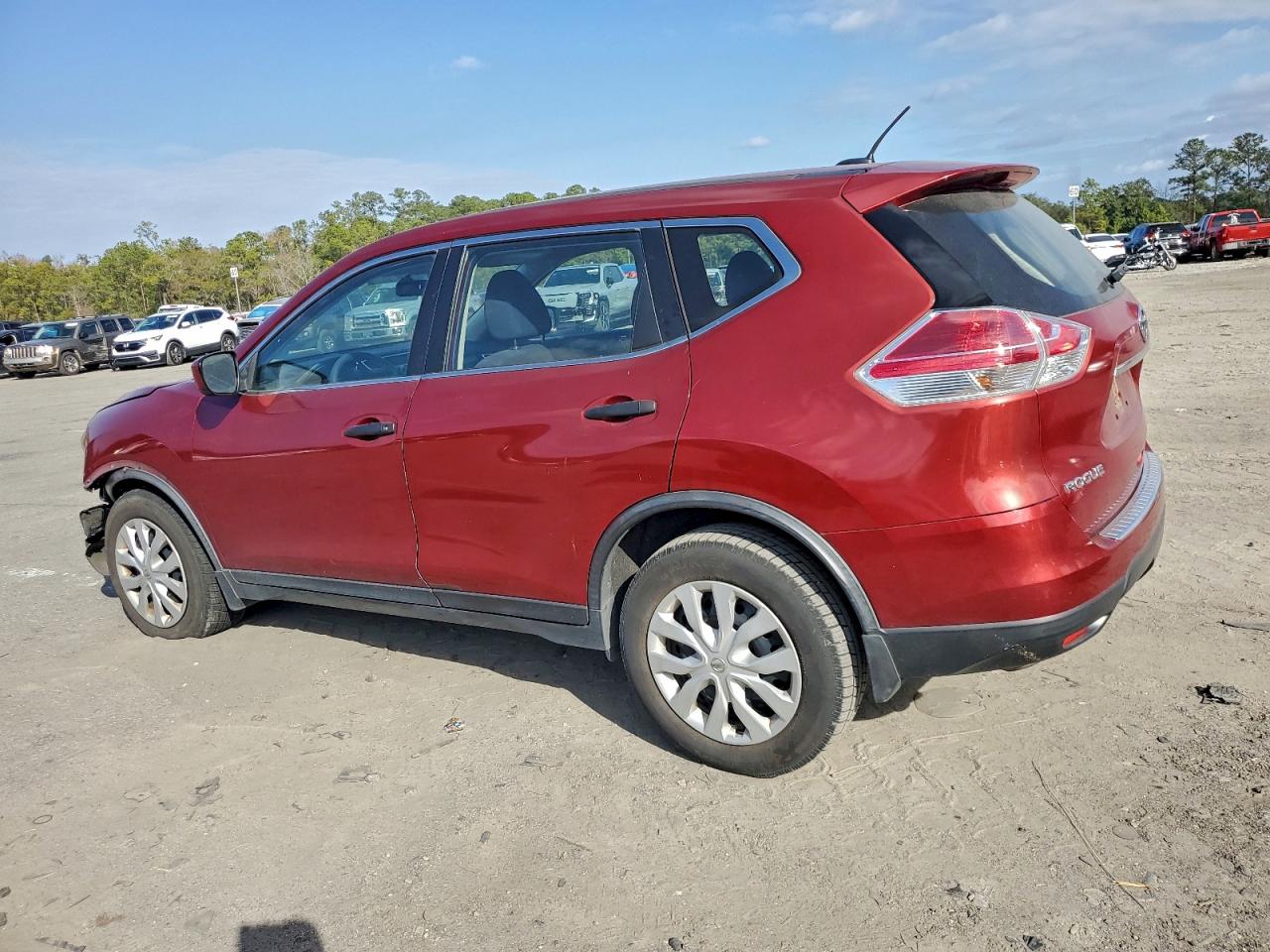 2016 NISSAN ROGUE S photo 2