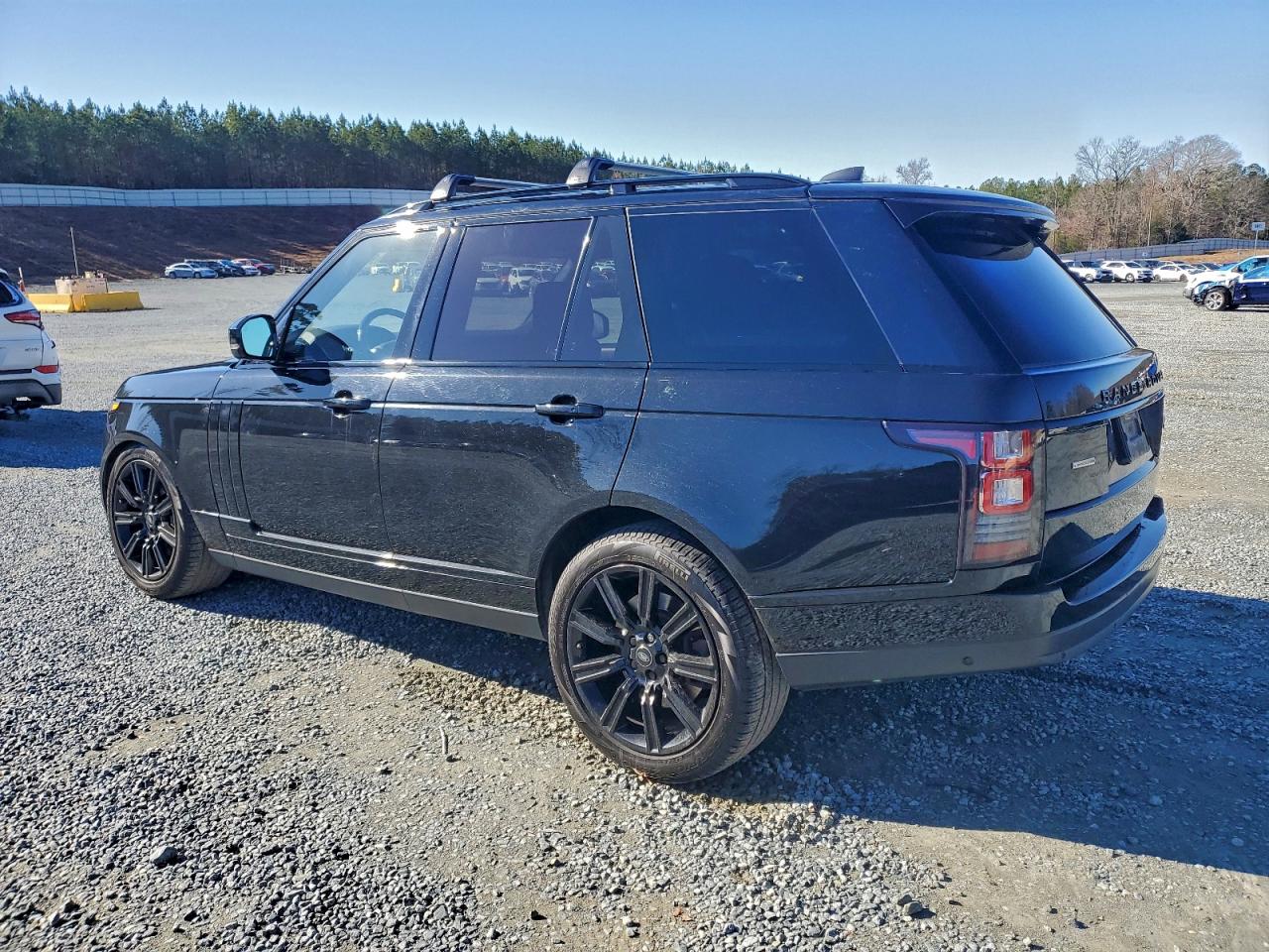 2017 LAND ROVER RANGE ROVER SUPERCHARGED photo 2