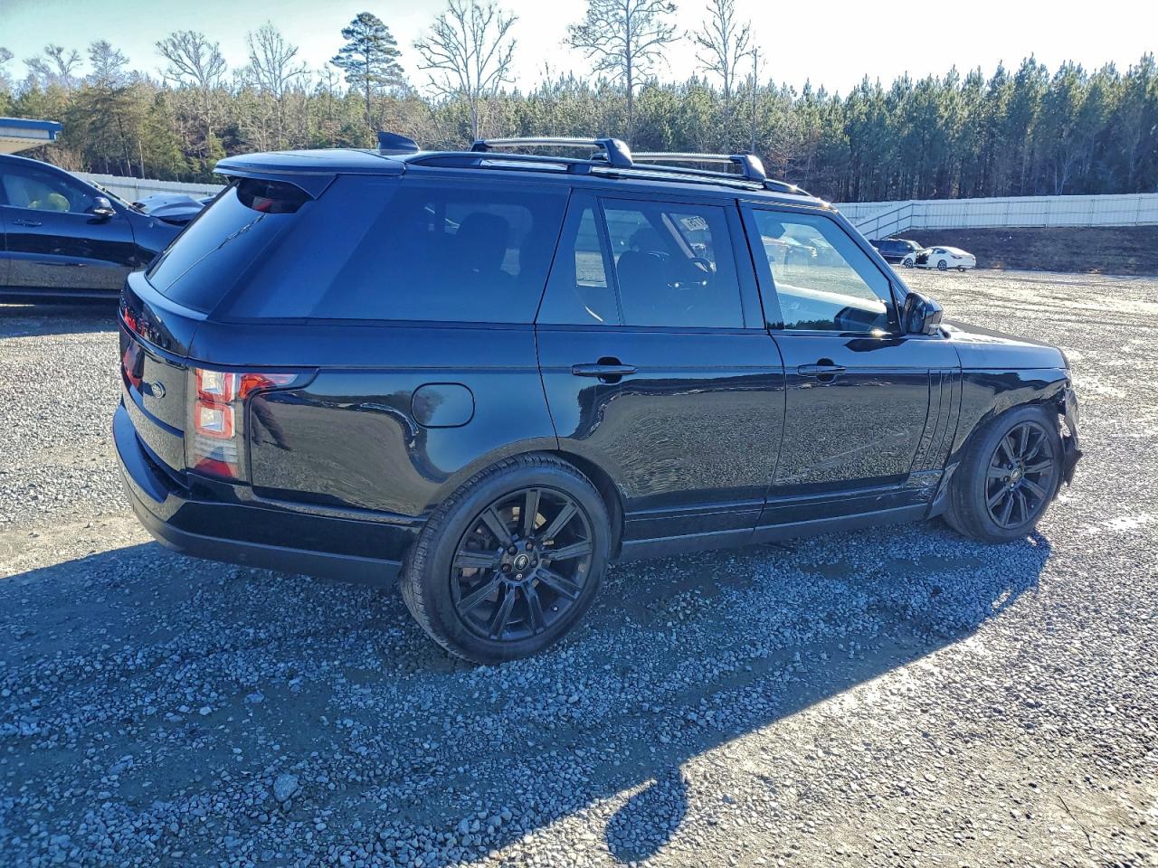 2017 LAND ROVER RANGE ROVER SUPERCHARGED photo 3