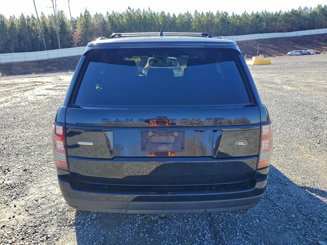 2017 LAND ROVER RANGE ROVER SUPERCHARGED photo 6
