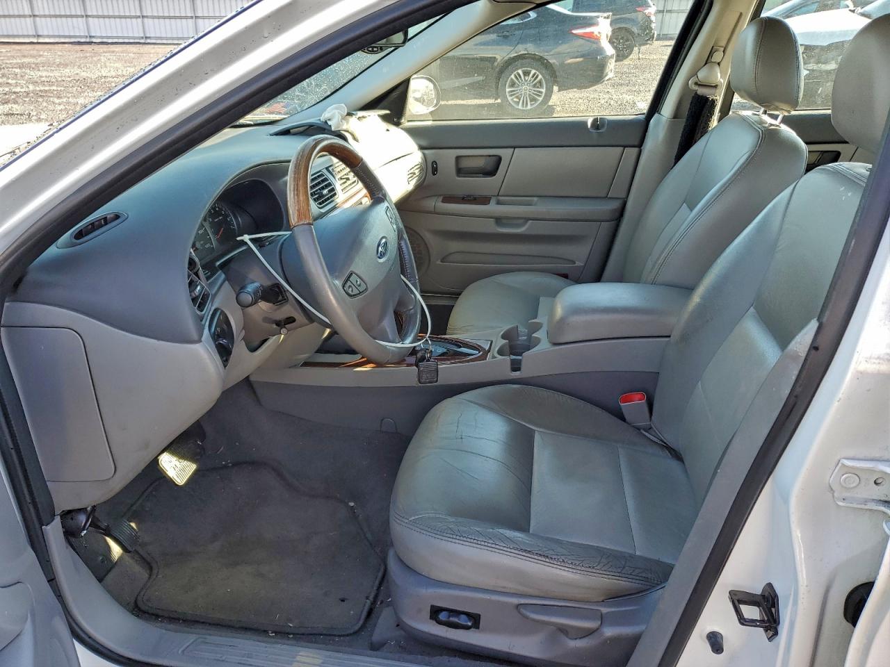 2003 FORD TAURUS SEL photo 13