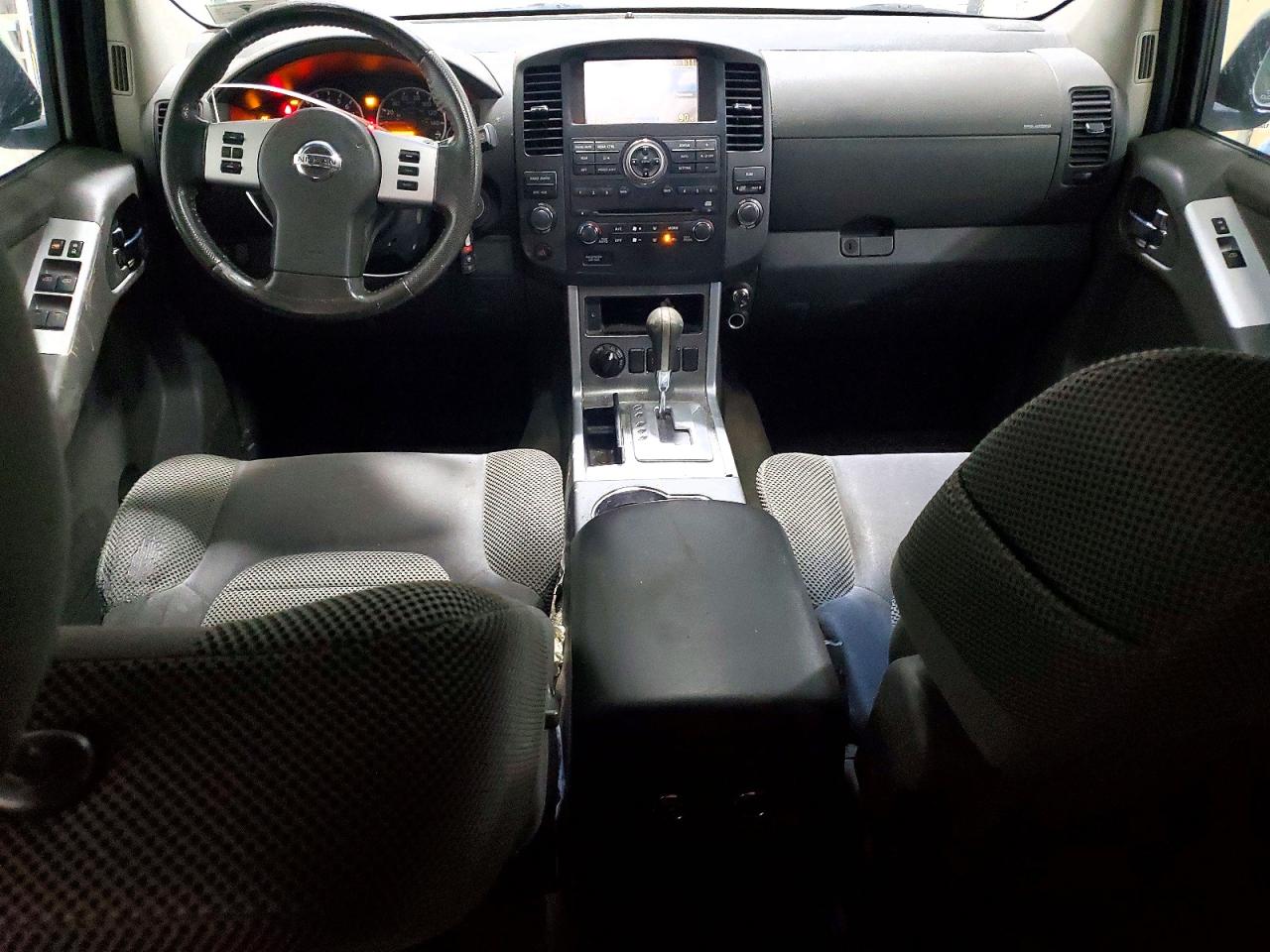 2011 NISSAN PATHFINDER S photo 15