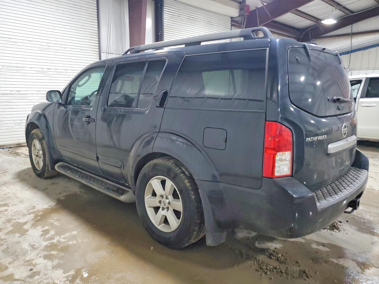 2011 NISSAN PATHFINDER S photo 3