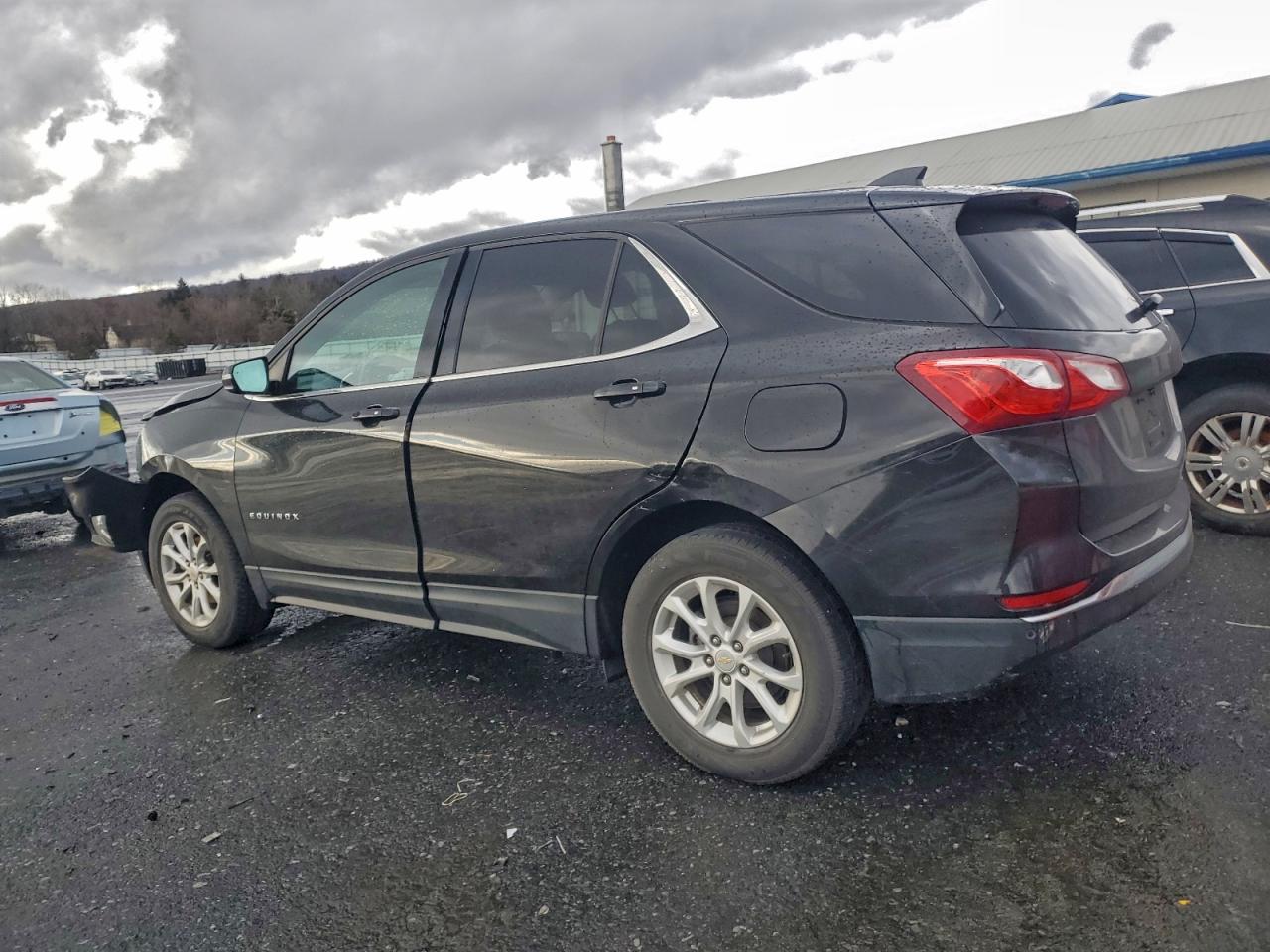 2019 CHEVROLET EQUINOX LT photo 2