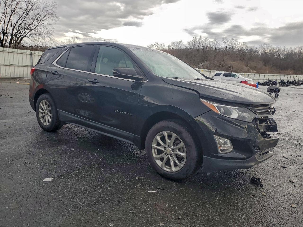 2019 CHEVROLET EQUINOX LT photo 4